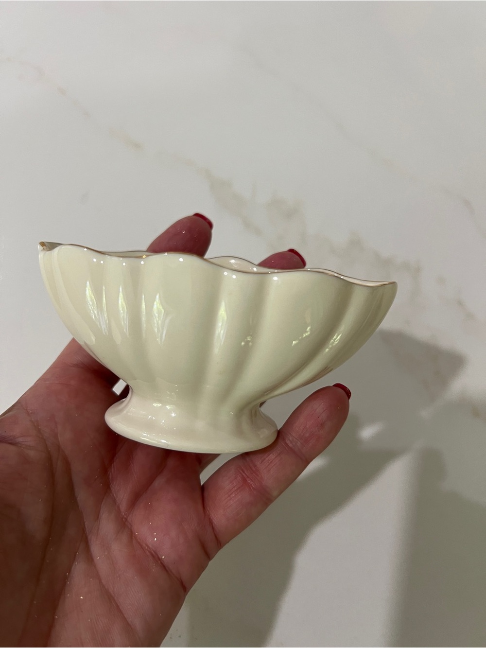 Lenox Cream Glazed Porcelain Scalloped Footed Dish with Gold Rim